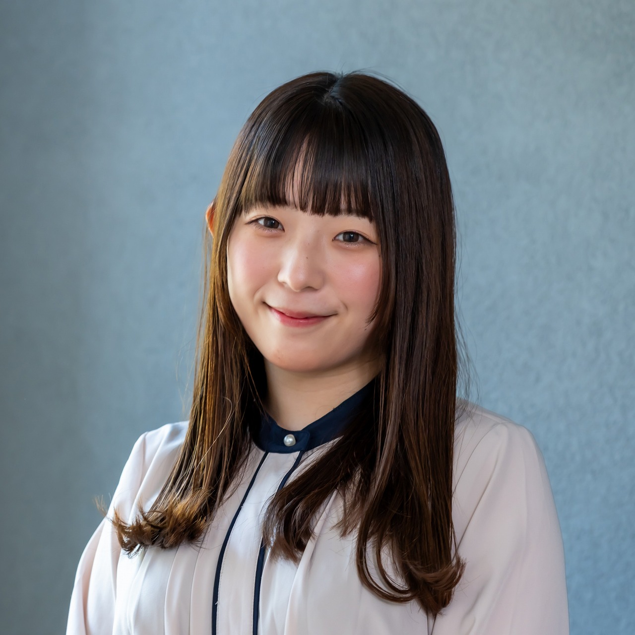 成 紗羅